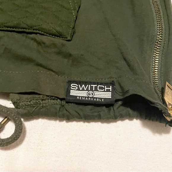 Switch Remarkable Shirt Mens Small Tshirt - Picture 8 of 15